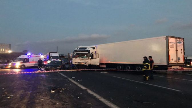 Gebze’de zincirleme kaza: 6 ölü, 3 yaralı