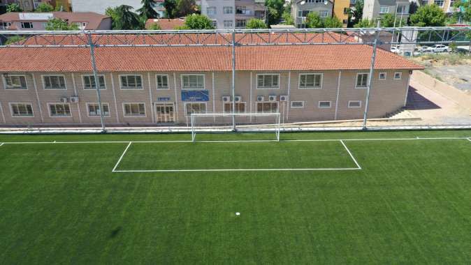 Gebze’nin yeni futbol sahası hayırlı olsun