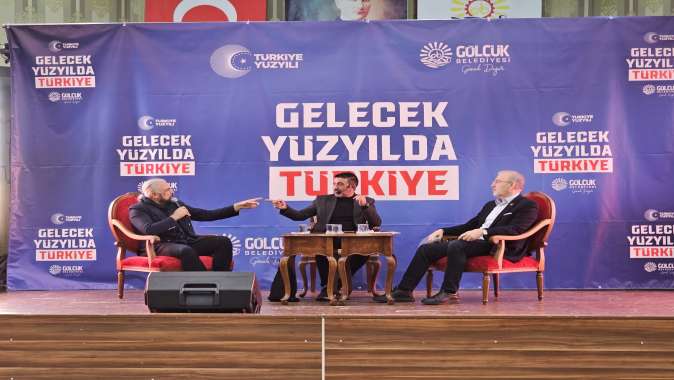 GELECEK YÜZYILDA TÜRKİYE’NİN ROLÜ GÖLCÜK’TE ANLATILDI