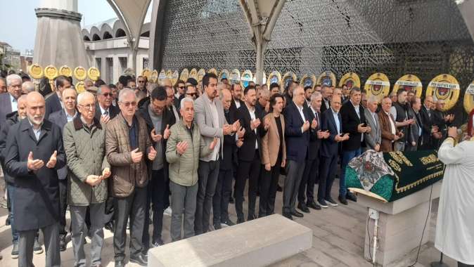 Başaranın kayınvalidesi dualarla uğurlandı