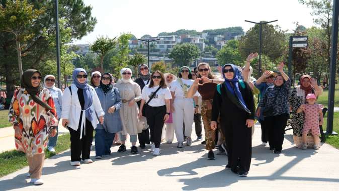Kadınlar sağlıklı yaşam için yürüdü