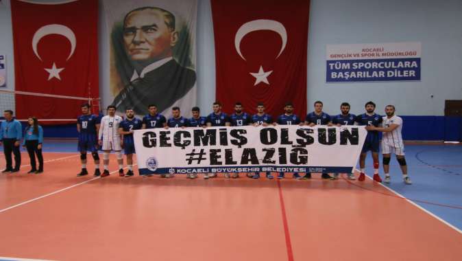 Kağıtspor, Voleybol’da evinde yenilmiyor