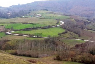 Kandıra'da üç köye beton yol