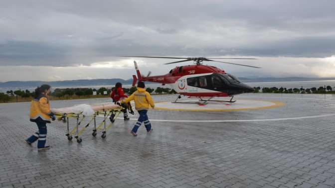 Kandıradan Darıca Farabi Devlet Hastanesine Helikopterle Hasta Nakli