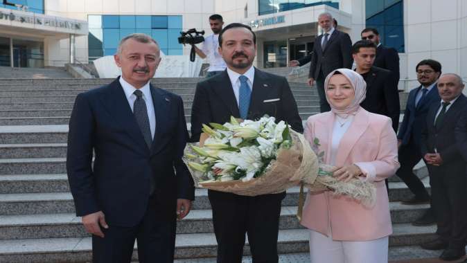 “Kendisi sadece hizmet üretmiyor, kavram da üretiyor”