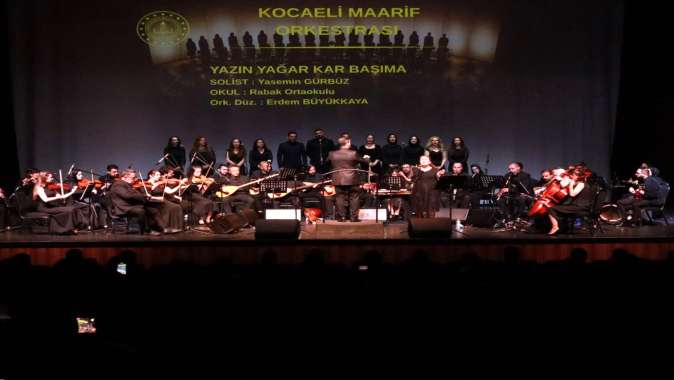 Kocaeli Maarif Orkestrası Konser Verdi