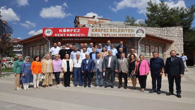 Körfez Kent Konseyi Milletvekili Hülagü’yü Ağırladı
