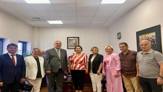 Körfez Kent Konseyi’nden KOÜ yönetimine ziyaretler