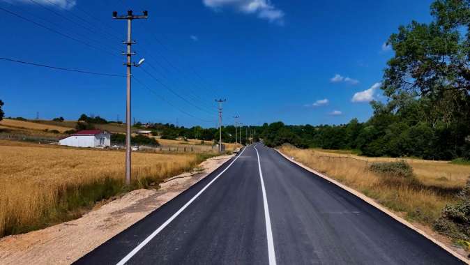Körfez Sipahiler’de 2 kilometrelik yol yenilendi Körfez Sipahiler’de 2 kilometrelik yol yenilendi
