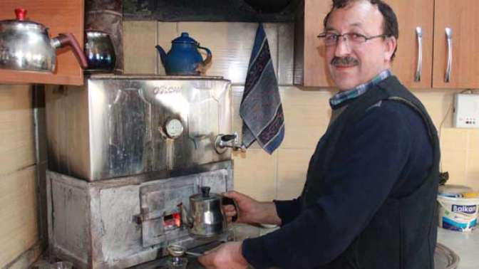 Köy kahvesi ihalesine yanlışlıkla 900 bin lira teklif verdi