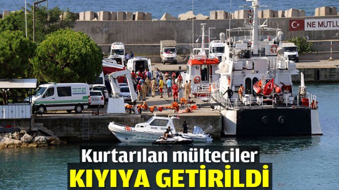 Kurtarılan mülteciler kıyıya getirildi