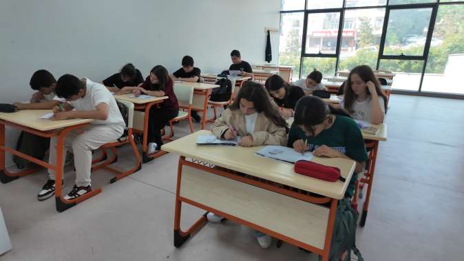 LGS’ye bilgi evlerinde hazırlandılar hayalleri için gün sayıyorlar