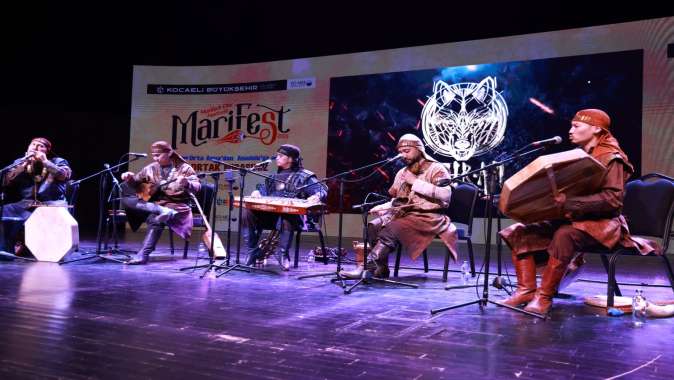 MARİFEST’te Turan Ethno-Folk Ensemble rüzgarı