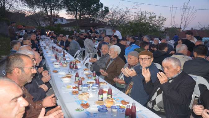 Mehmet Başaran, 750 kişiyle iftarda buluştu