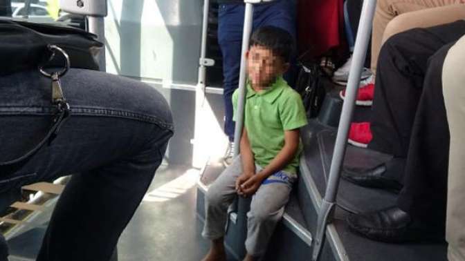 Metrobüslerde yürek yakan görüntüler..