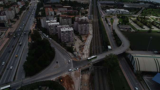 Mevlana Kavşağı tekrar trafiğe açıldı