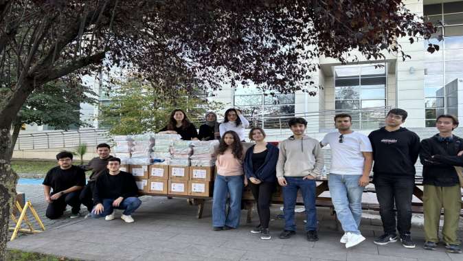 Öğrenciler "Bir Bot Bir Mont" Kampanyası ile Malatya’ya Ulaştılar
