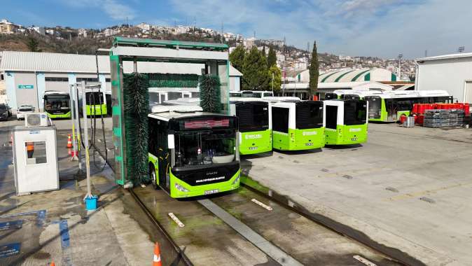 Otobüsler gri suyla yıkanıyor, litrelerce su tasarrufu sağlanıyor