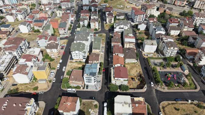 Özgürlük Mahallesi’ne 4 bin ton asfalt serildi
