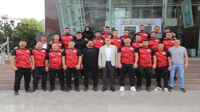 PEHLİVANLAR KIRKPINARA UĞURLANDI