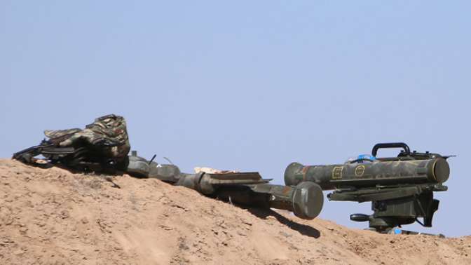 Rakkaya ilerleyen YPGlilerin elinde tanksavar füzeleri!