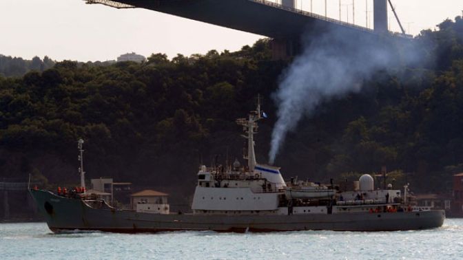 Rus istihbarat toplama gemisi İstanbul Boğazından geçti