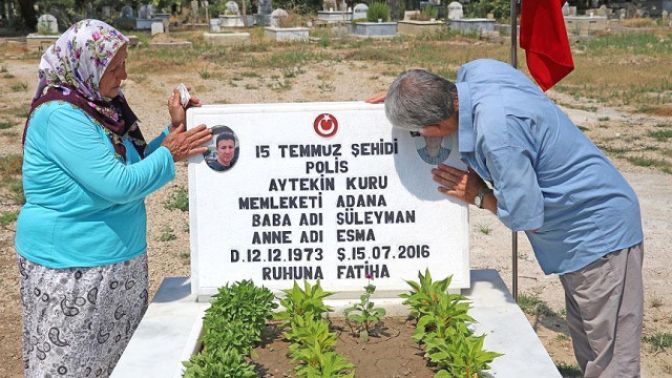 Şehit Ailesinin Acısı Dinmiyor: Allah FETÖnün Belasını Versin