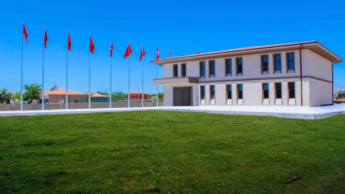Şehit Halisdemir’in adı Kültür Merkezi’nde yaşatılacak