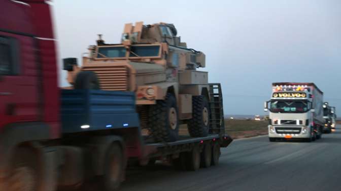 Son dakika... YPGye zırhlı araç sevkıyâtı görüntülendi