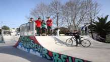 Adrenalin tutkunları Doğu Kışla Skate Park’a