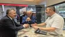 AK GEBZE ZİYARETLERDE HIZ KESMİYOR