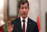 Başbakan Davutoğlu açıklama yapıyor