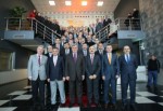 Başkan Karaosmanoğlu Çöpoğlu’nu uğurladı