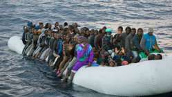 Bir günde 1300'den fazla göçmen kurtarıldı