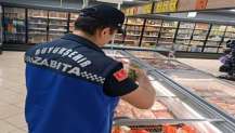 Büyükşehir zabıtasından market denetimi