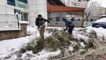 Darıca Belediyesi karla mücadelede vatandaşın yanında