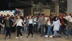 Gebze horona doyuyor