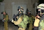 İsrail 2 ay içinde bin 500 Filistinliyi gözaltına aldı