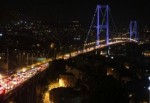 İstanbul'da trafik yoğunluğu alarm veriyor