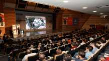 “Sarsıldık Sarıldık”