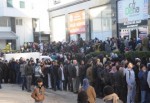 Suriyelilerin adres bildirimi izdihamında coplu müdahale