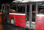 Teröristler belediye otobüsünü ateşe verdi
