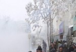 Teröristler Diyarbakır'da bazı evleri ateşe verdi