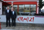 Yılmaz Uçak ‘’ Kırmızı’’ ile geri döndü