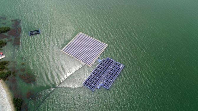 Türkiyenin İlk Yüzer Güneş Enerji Santrali Devreye Girdi