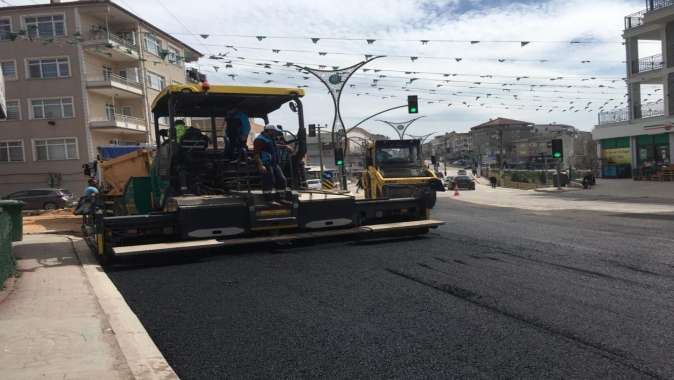 Üstyapı çalışmalarıyla güvenli ulaşım