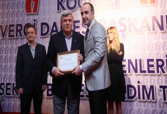 Vergi rekortmenlerine takdirnameleri verildi