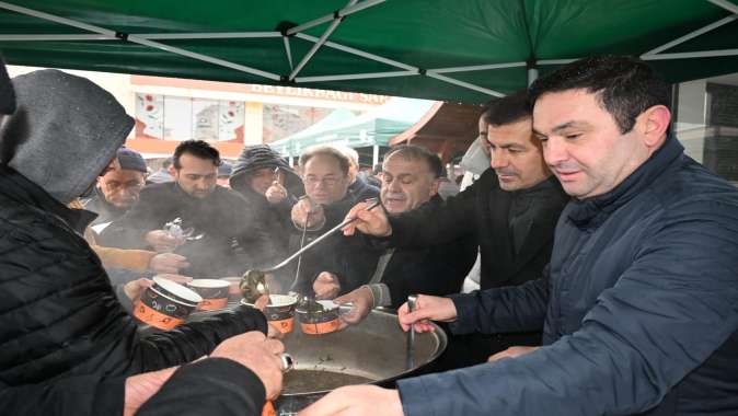 Yağlıderelilerden rekorlu ve ''lezzetli '' iyilik hareketi !