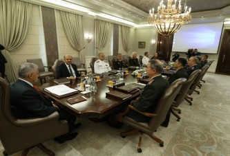 YAŞ üyeleri Anıtkabir'de