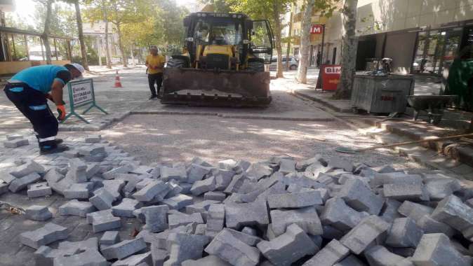 Yol Bakım Timi kentin yollarını nakış gibi işliyor